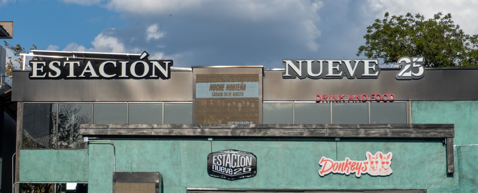 Letrero 3D Estación 9-25 en Ciudad Acuña