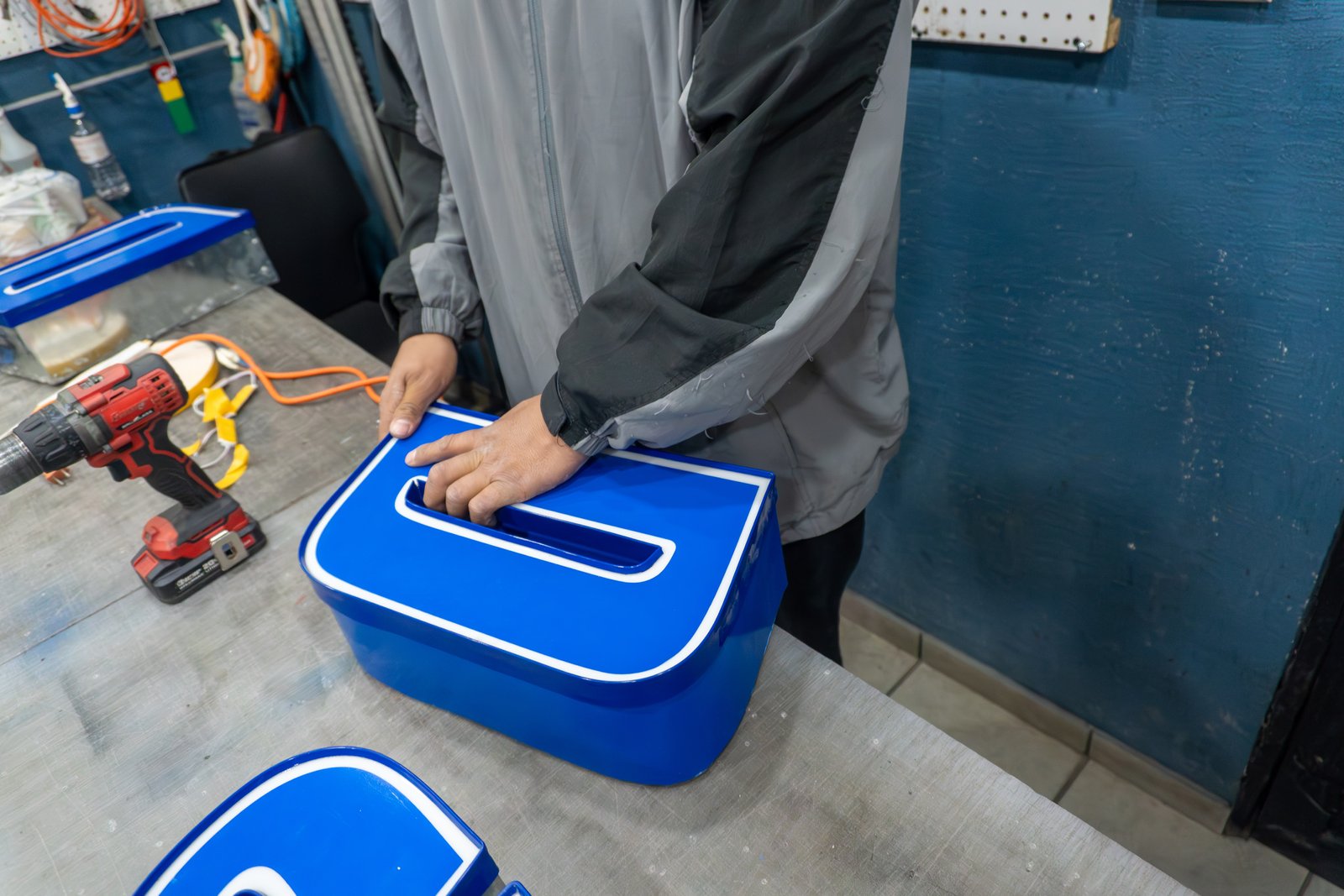 Proceso de fabricación letras LED en Acuña